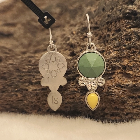 Lia Sophia "Maraca" Cut Crystal & Resin Earrings - Picture 4 of 5